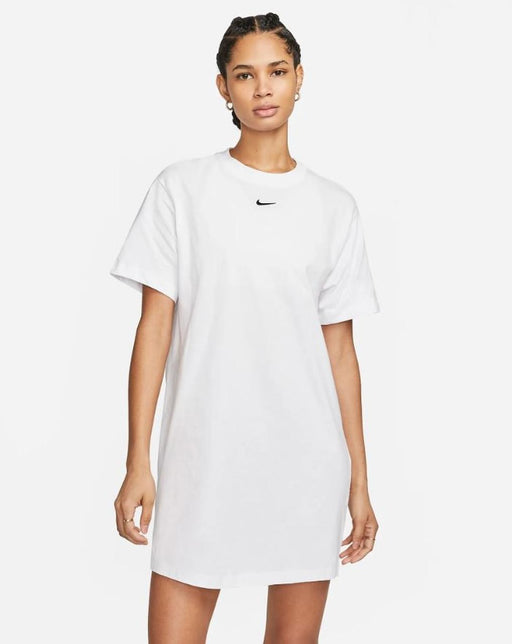 Nike Essential Ss Dress Tshrt