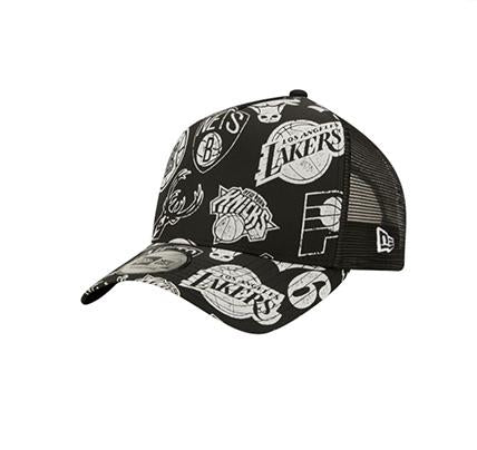 New Era Aop Trucker Chibul