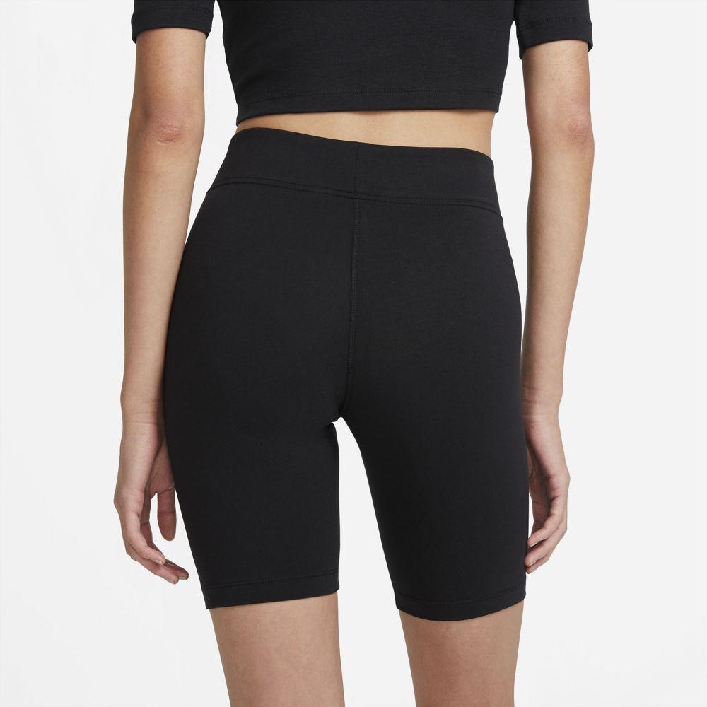 Malla Corta Nike Sportswear Essential