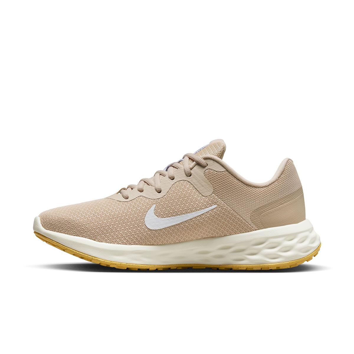 Nike Revolution 6
