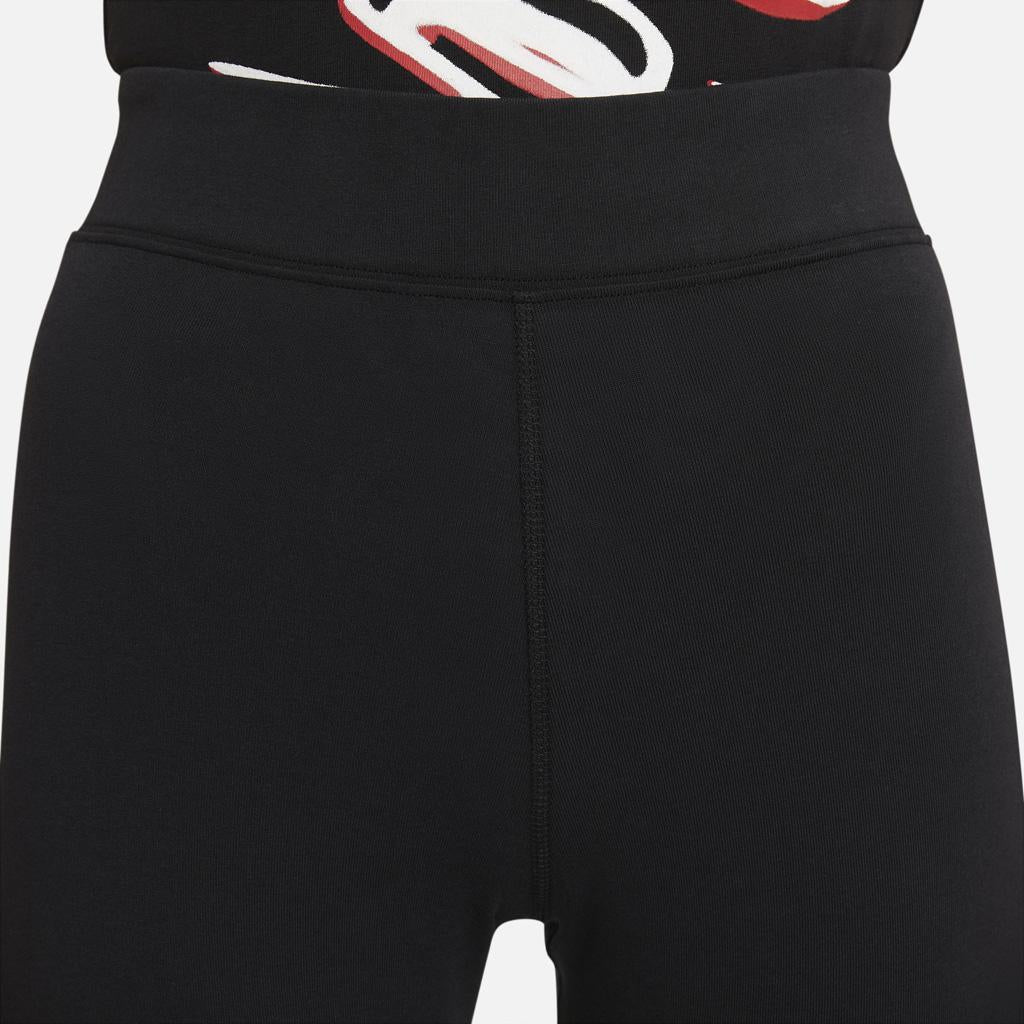 Nike Sportswear Essential