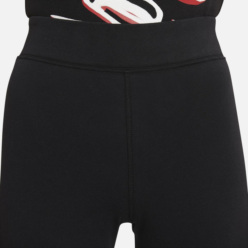 Nike Sportswear Essential