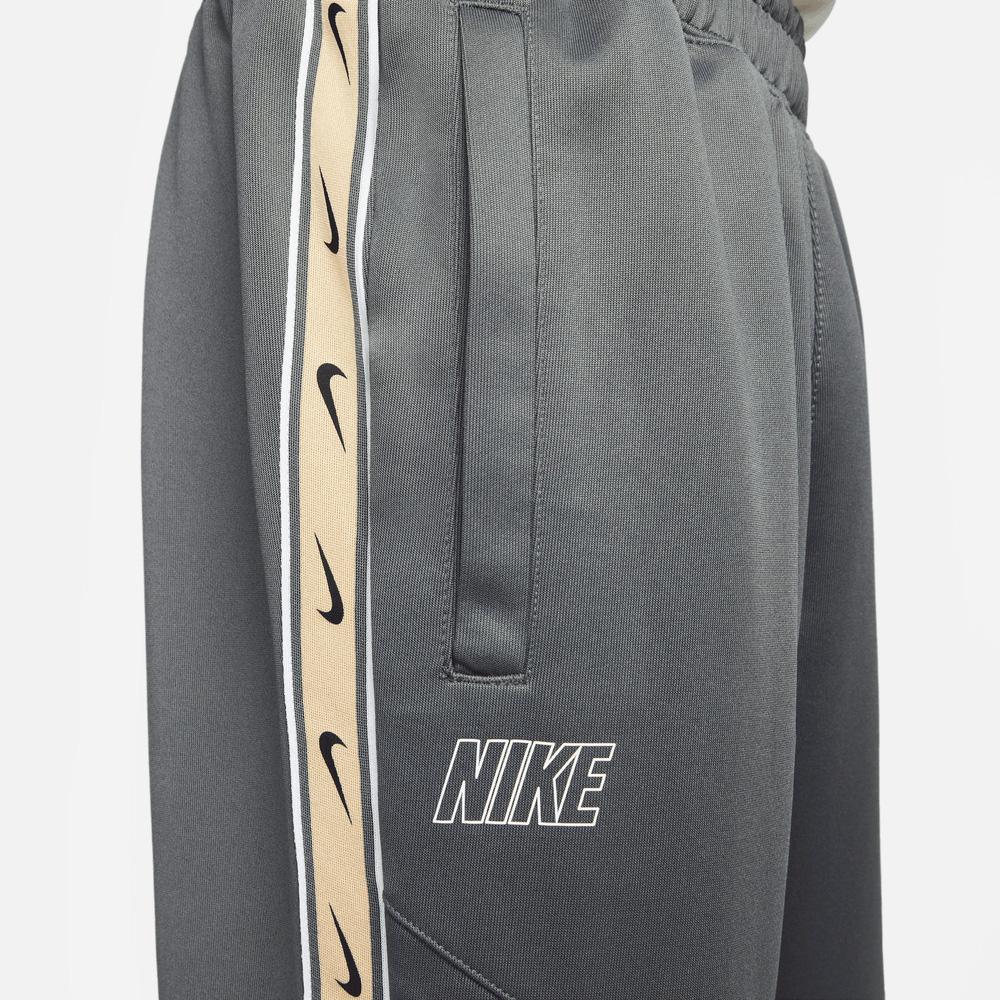 Nike Sportswear Repeat