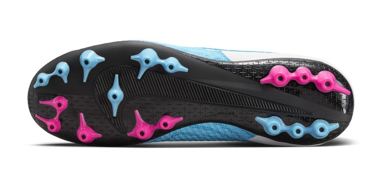 Botas De Futbol Nike Phantom Gx Academy ag