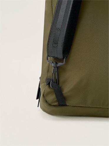 Born Living Yoga Stow Dark Olive