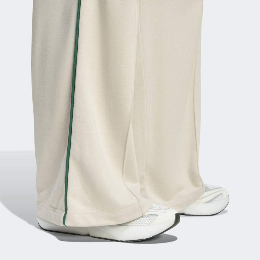 adidas Pantalón Seasonal Essentials Colourpop With Embroidered Graphic