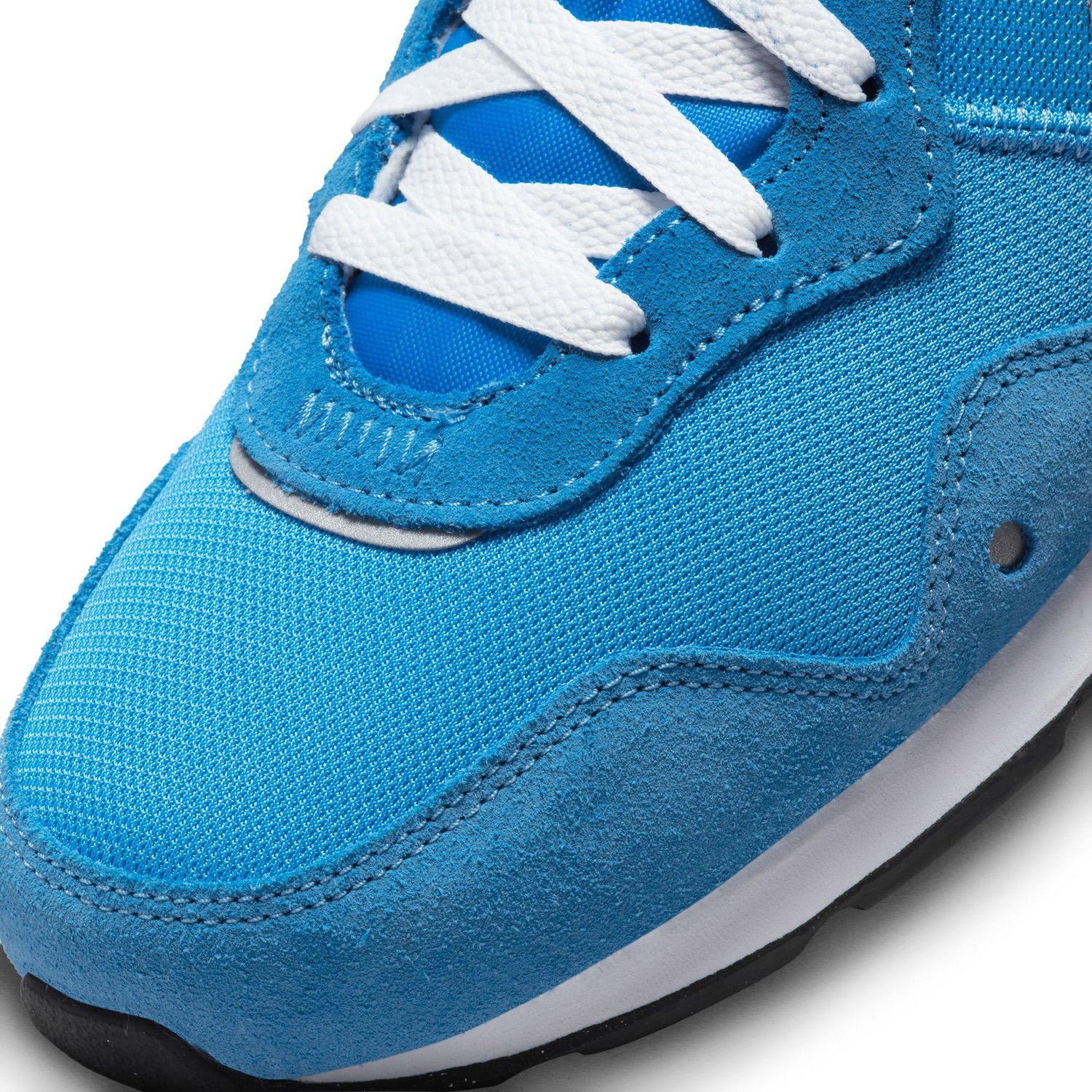 Nike Venture Runner