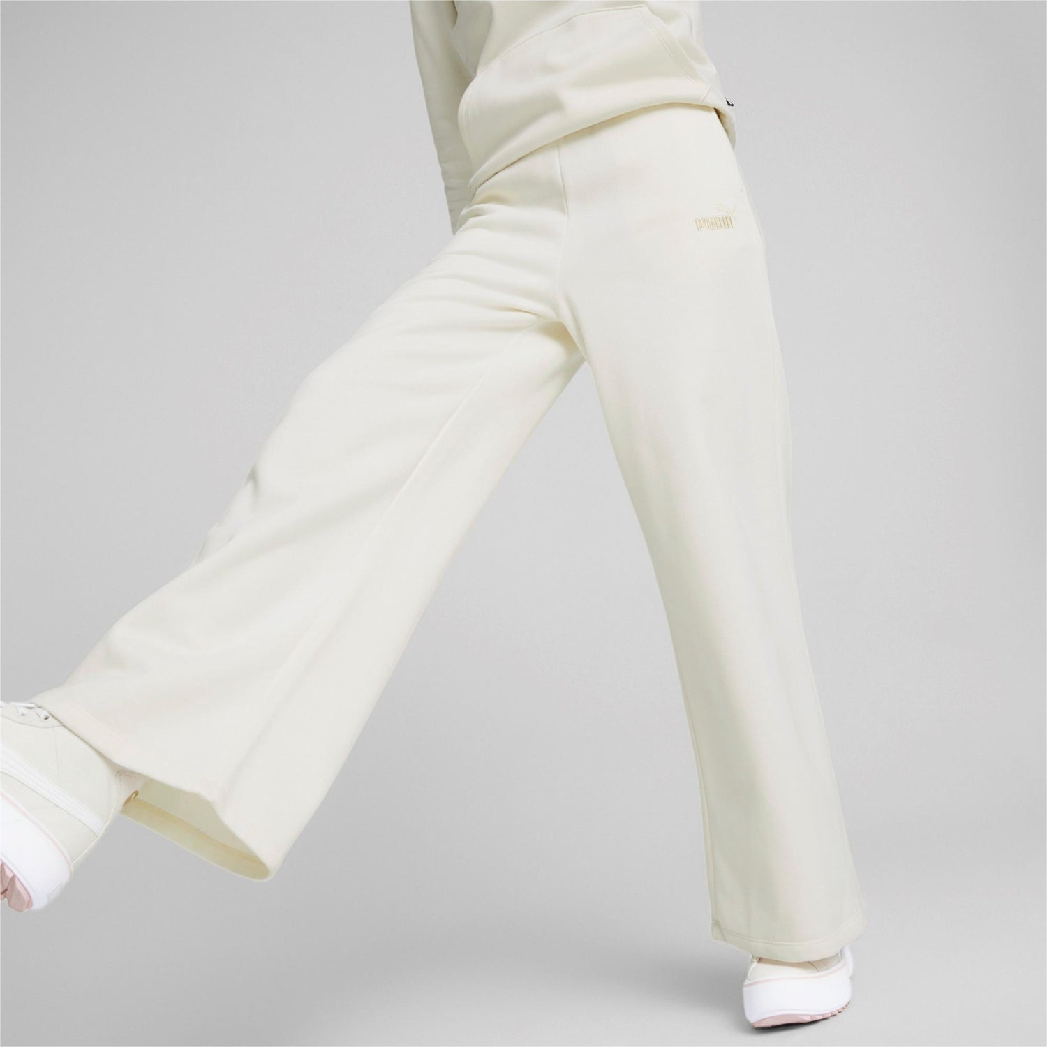 Puma Essential+ Embroidery Wide