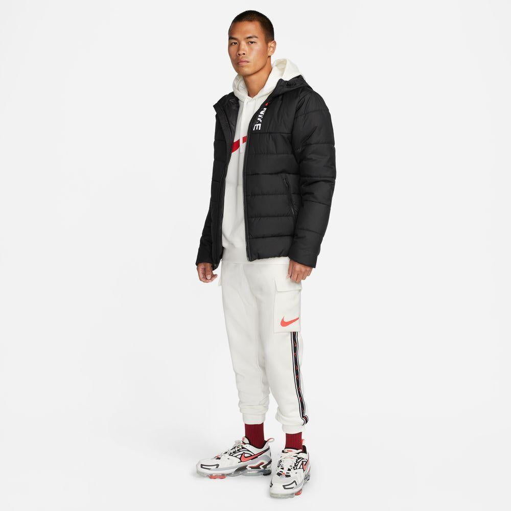 Nike Sportswear Repeat