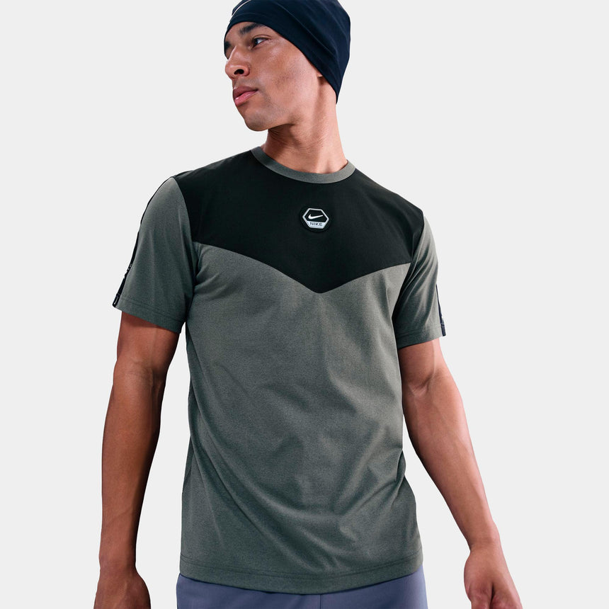 Camiseta Nike Sportswear DrI-Fit Men's