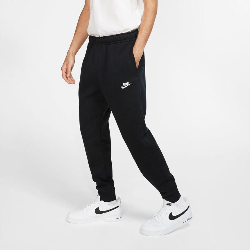 Nike Sportswear Club