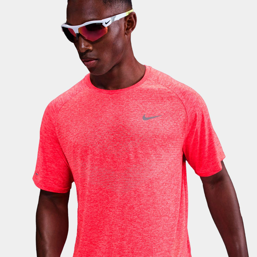 Camiseta Nike Stride De Running DrI-Fit Adv De Manga Corta - Hombre