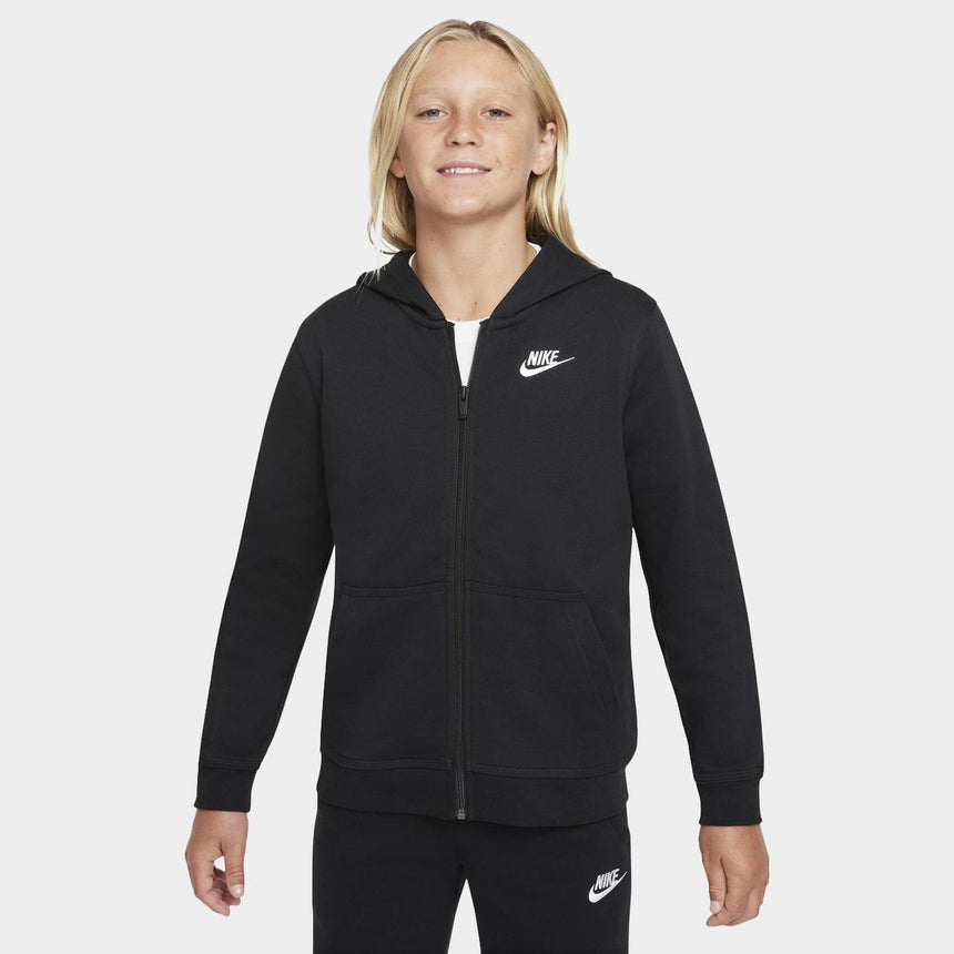 Nike Sportswear Club