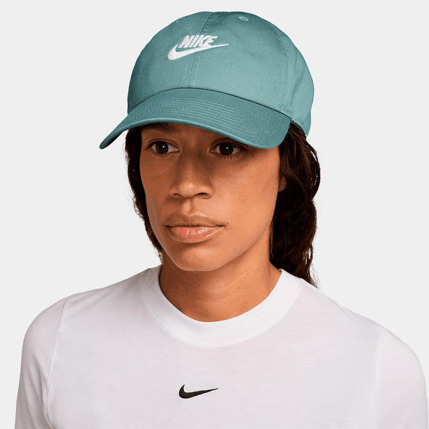 Gorra Nike Club
