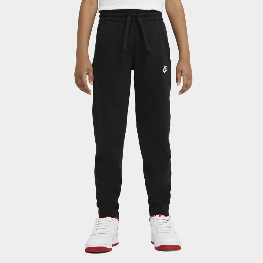 Nike Sportswear Club