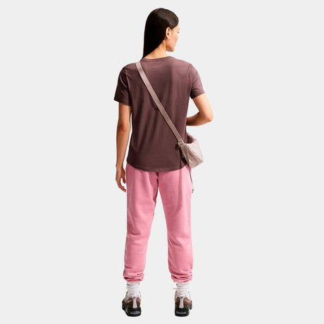 Camiseta Nike Sportswear Club Essentials - Mujer