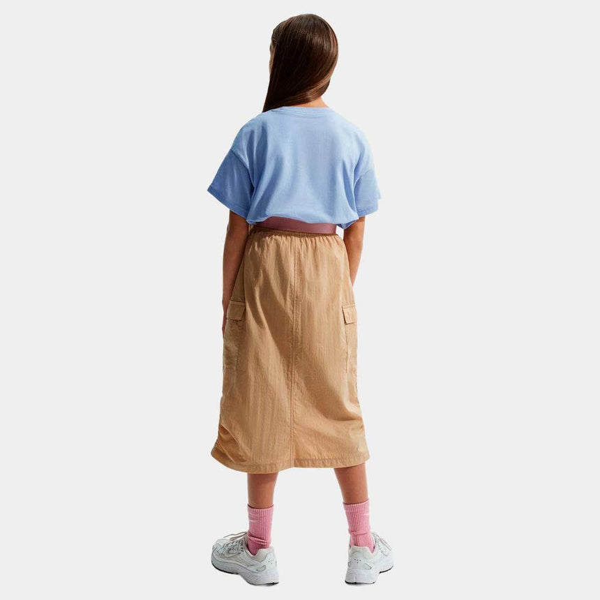 Camiseta Nike Sportswear Essential - Niña