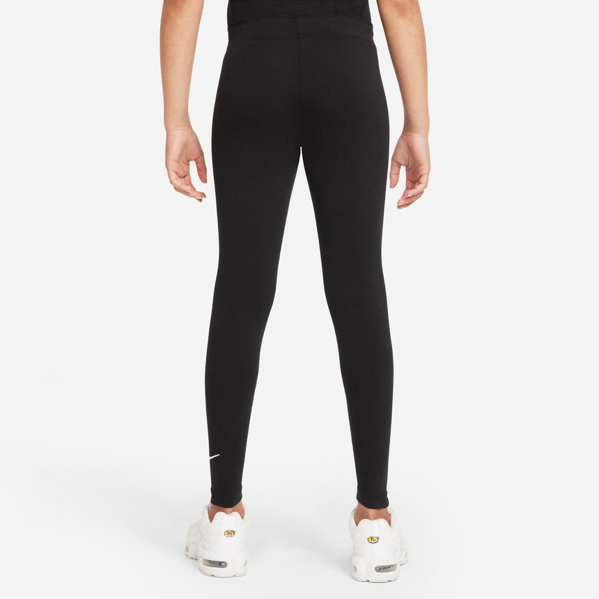 Nike Sportswear Favorites