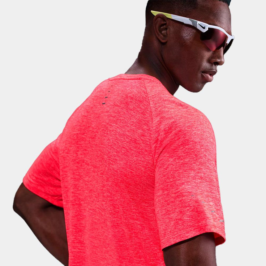 Camiseta Nike Stride De Running DrI-Fit Adv De Manga Corta - Hombre