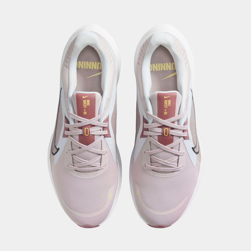 Nike Quest 5