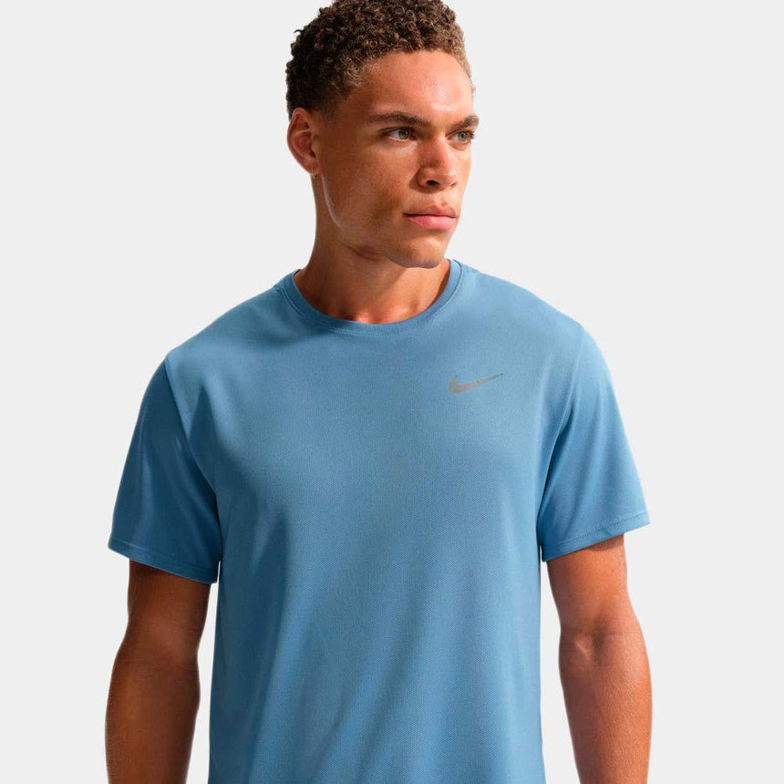 Camiseta Nike Miler De Running DrI-Fit Uv De Manga Corta - Hombre
