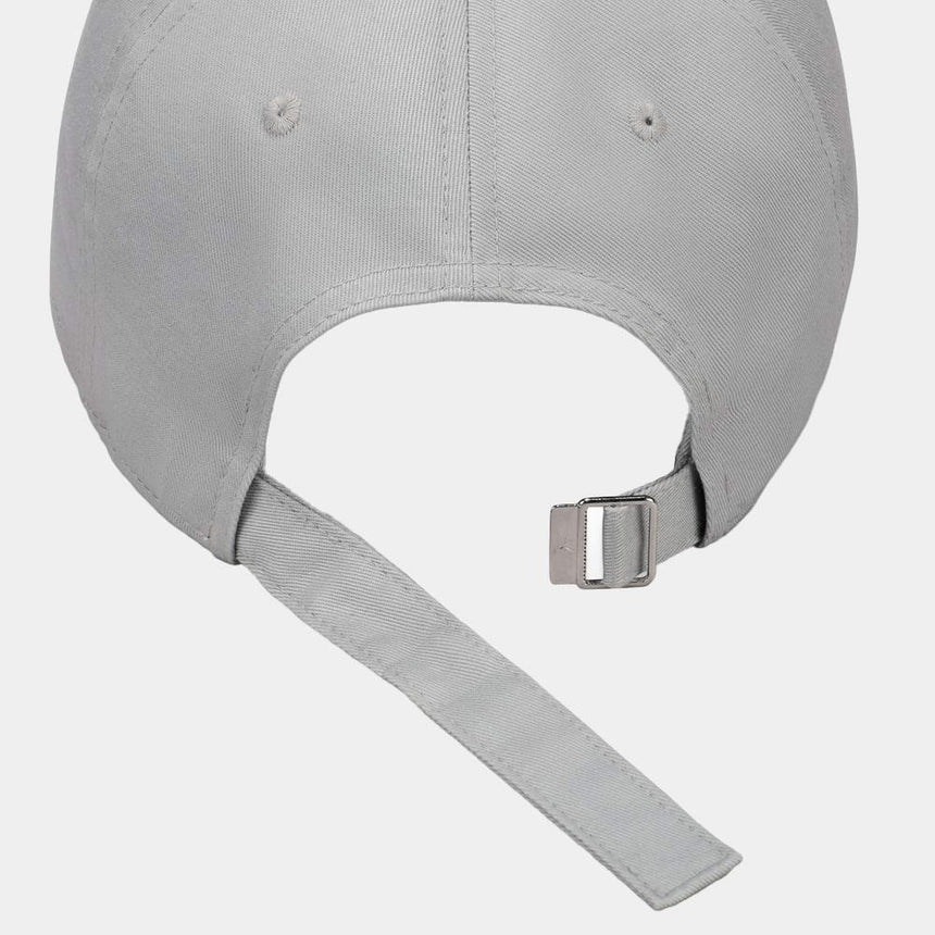 Gorra Jordan Club Con Visera Curva Sin Estructura