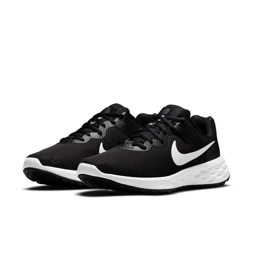 Nike Revolution 6