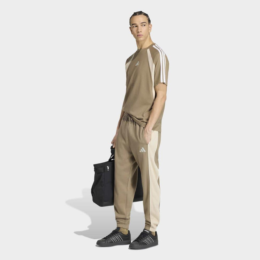 adidas Camiseta Seasonal Essentials Con Diseño Con Bloques De Color