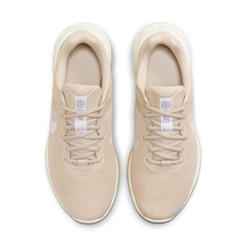 Nike Revolution 6