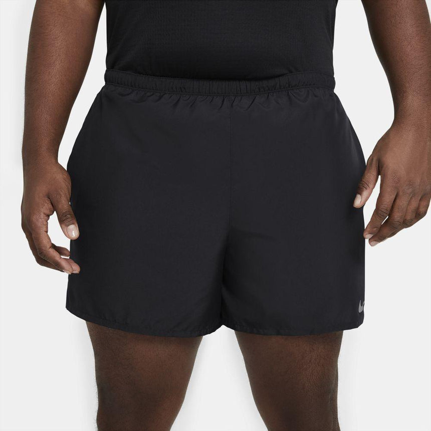 Short Running Nike Challenger