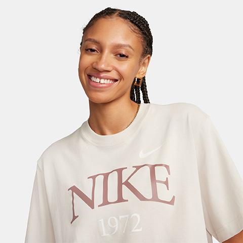 Nike Sportswear Classic