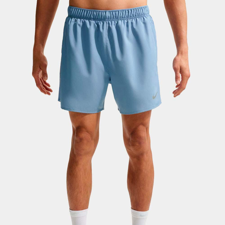 Pantalón Nike Challenger Corto De Running DrI-Fit De 13 cm Con Malla Interior - Hombre