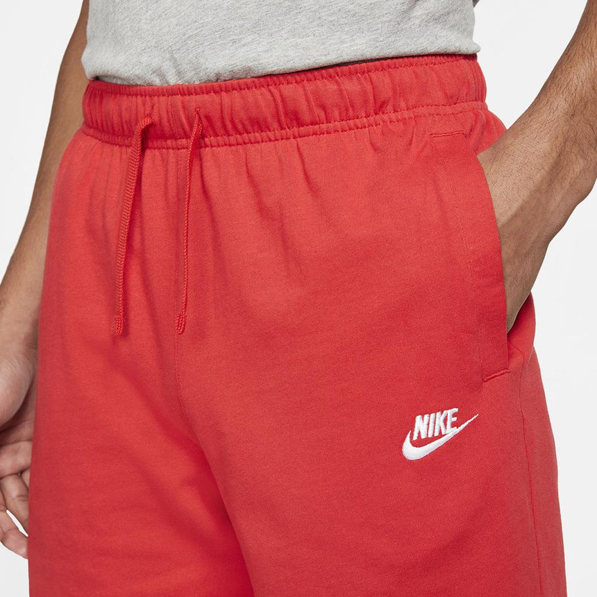 Nike Sportswear Club