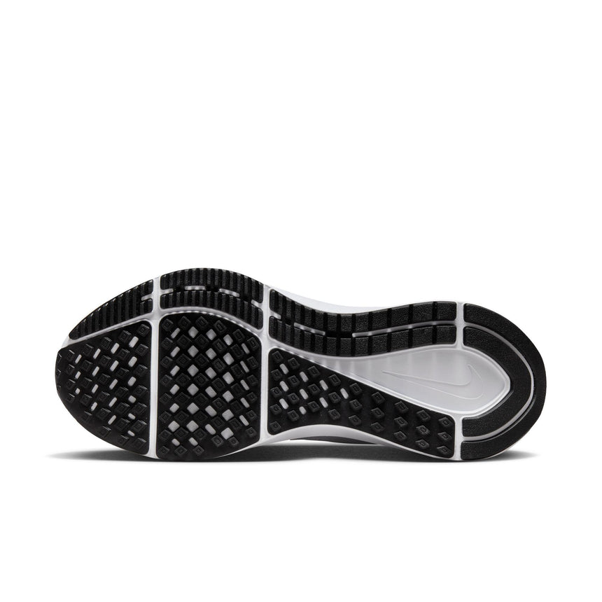 Nike Structure 25