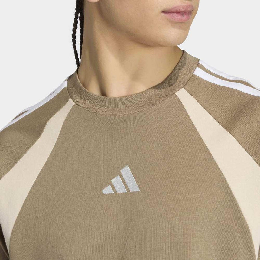 adidas Camiseta Seasonal Essentials Con Diseño Con Bloques De Color