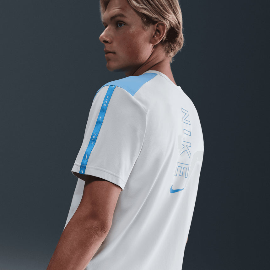 Nike Sportswear Camiseta DrI-Fit