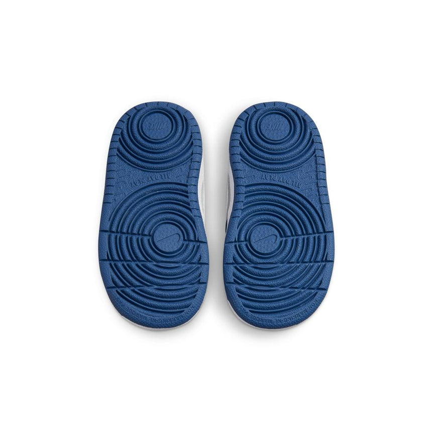 Nike Court Borough Low 2