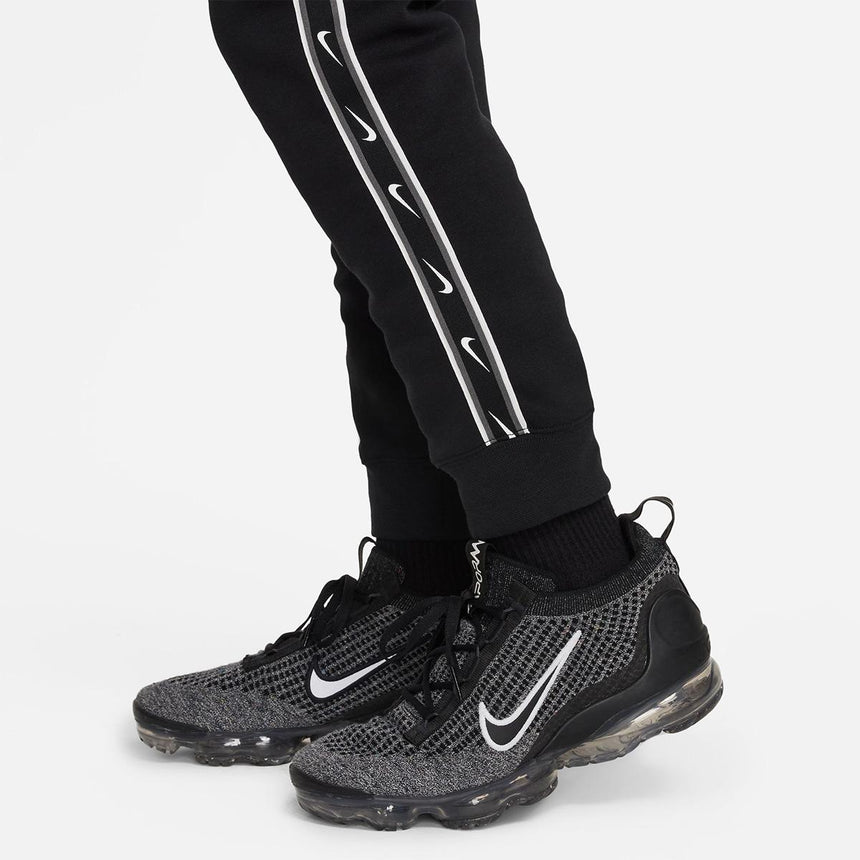 Nike Sportswear Repeat