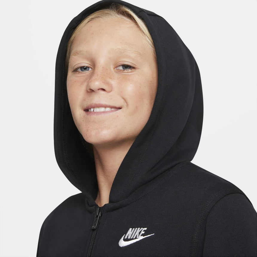 Nike Sportswear Club