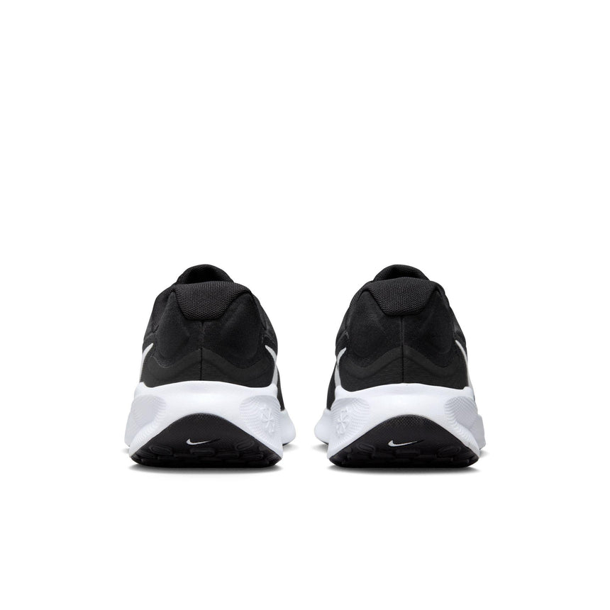 Nike Revolution 7