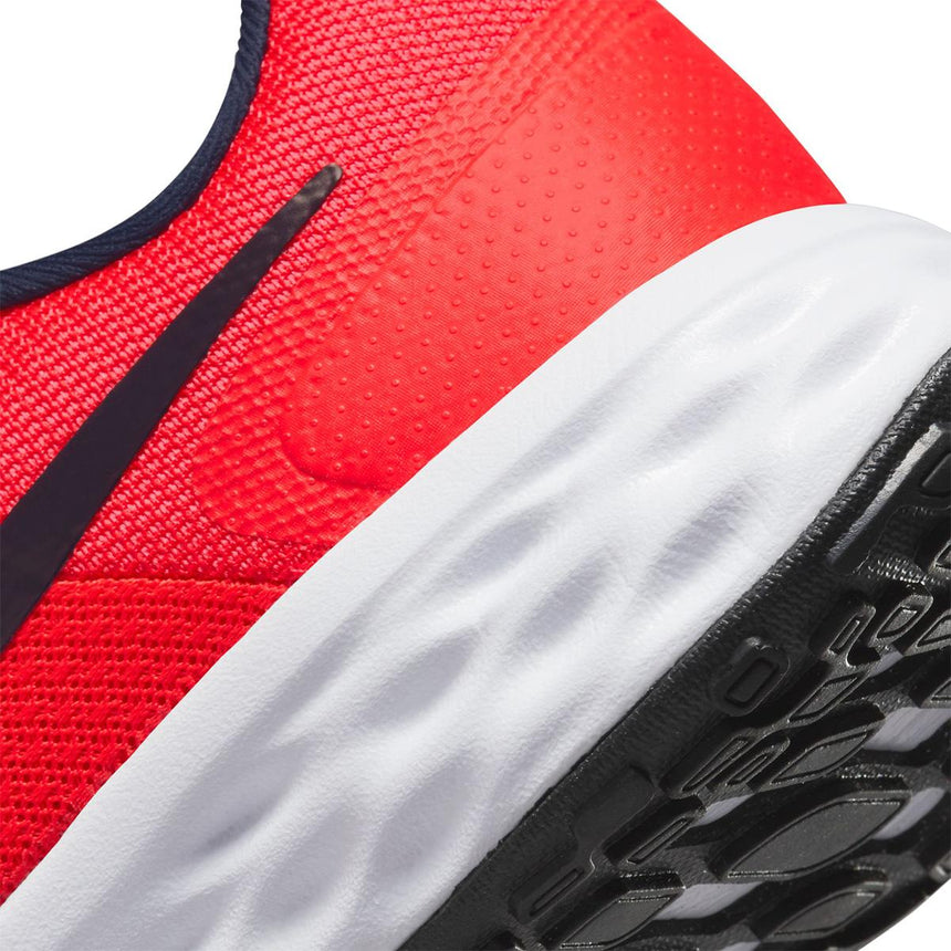 Nike Revolution 6