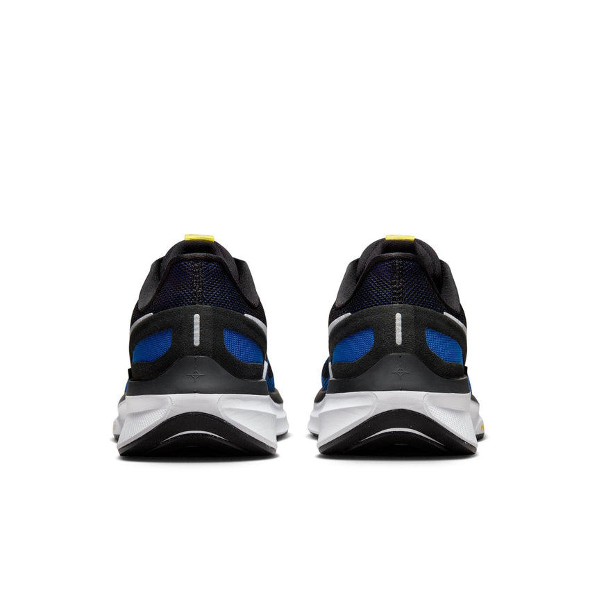 Nike Structure 25
