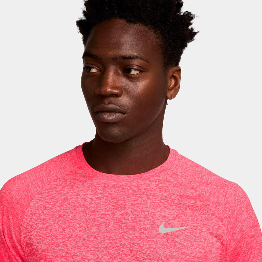 Camiseta Nike Stride De Running DrI-Fit Adv De Manga Corta - Hombre