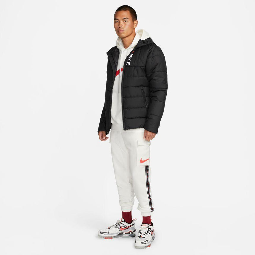 Nike Sportswear Repeat